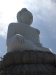Op deze grootste Boeddha van Phuket in Thailand wordt de marmeren plak bevestigd. 